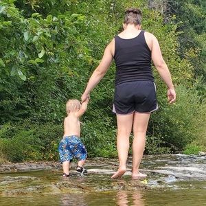 Meet your Posher, Ashley